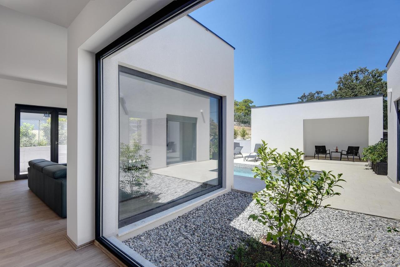 Vila Nauta - Luxury In Vintijan, Near Pula Kültér fotó
