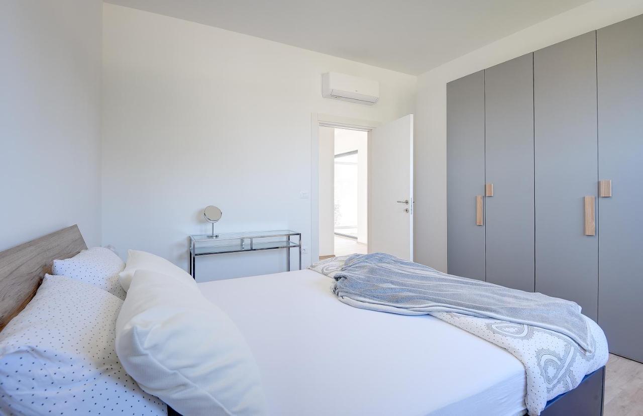 Vila Nauta - Luxury In Vintijan, Near Pula Kültér fotó