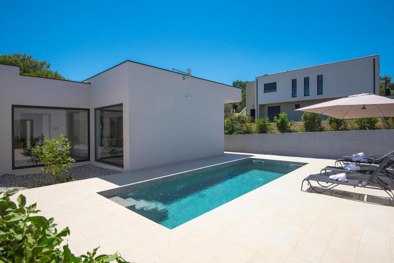 Vila Nauta - Luxury In Vintijan, Near Pula Kültér fotó